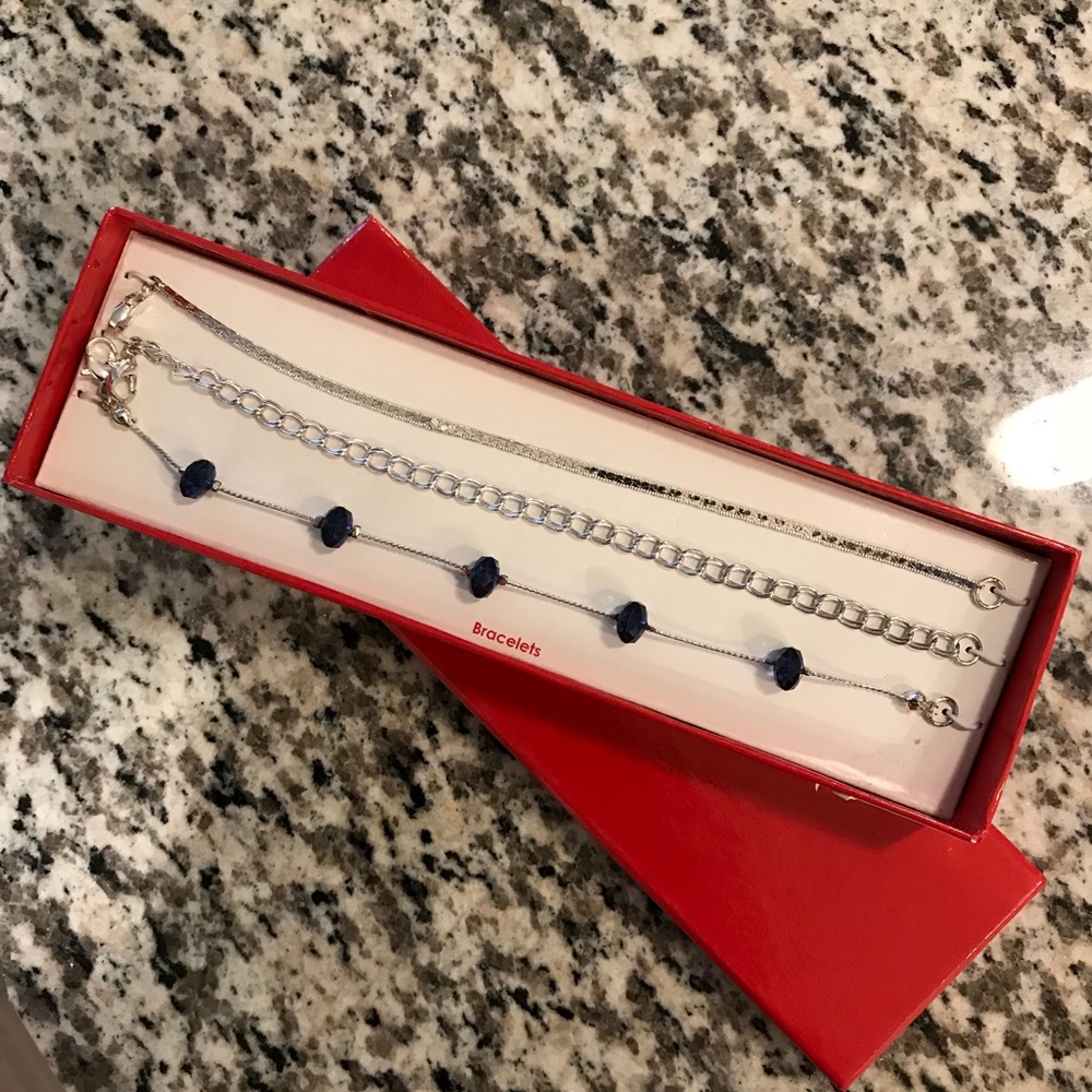 🍀PRICE DROPPED - New bracelet set of 3